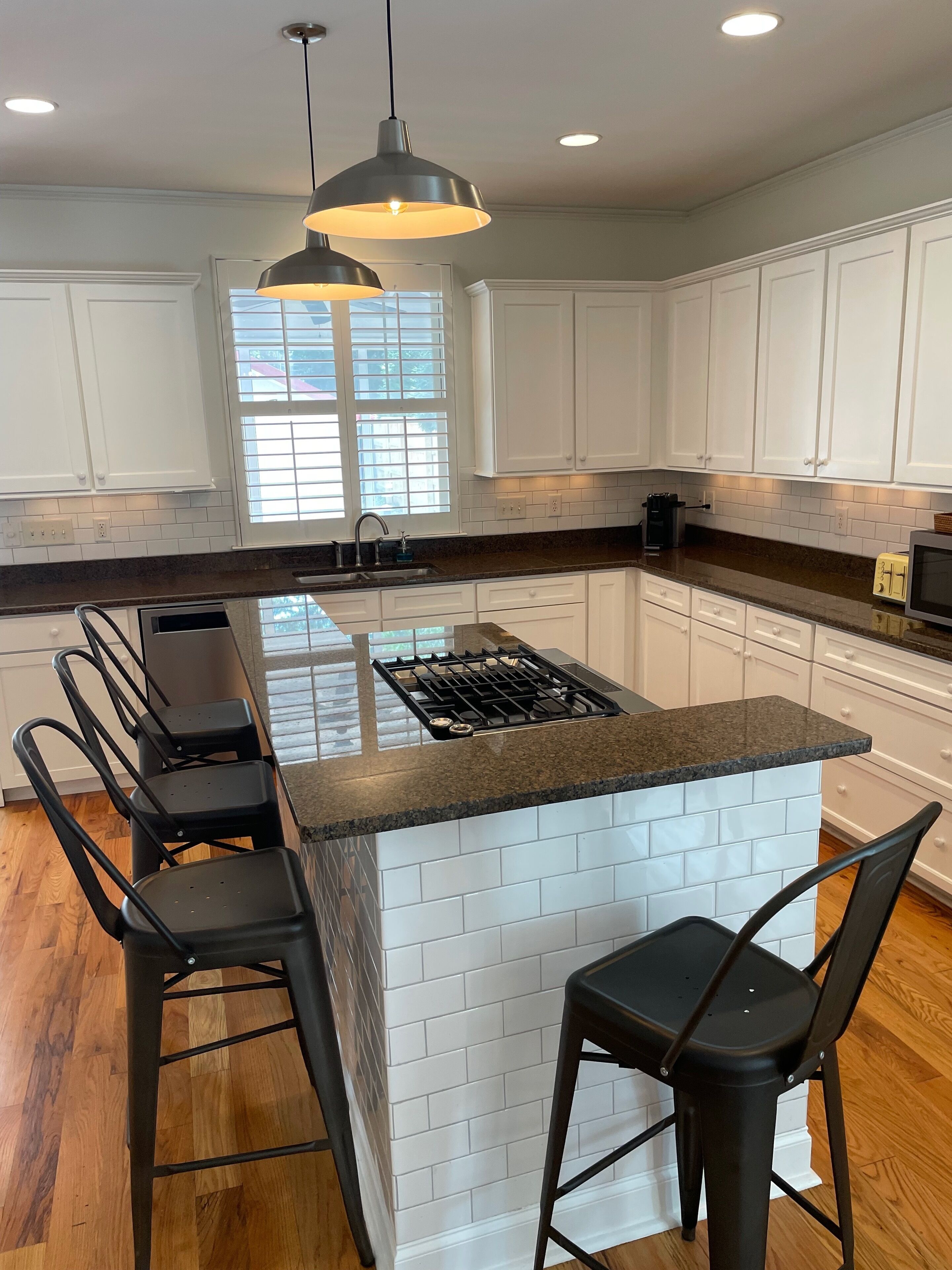 Modern open-concept 3BR home in downtown Aiken, walk to everything.