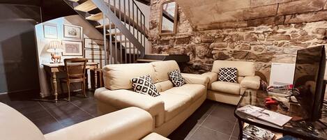 Smart-TV, Bücher, Musikbibliothek