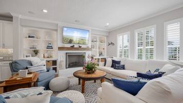 House, Multiple Beds, Patio, Garden View | Living room | TV, fireplace