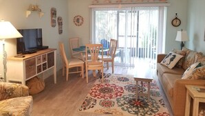 Leilighet, 2 soverom | Oppholdsområde