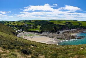 Una playa cerca