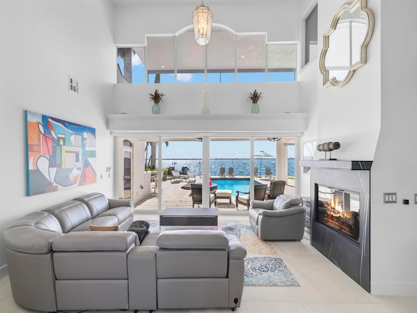 House (4 Bedrooms) | Property amenity