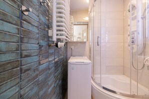 Bathroom - Apartment Rejtana Warszawa by Renters (Warsaw)