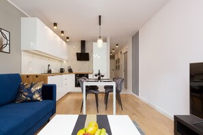 Apartment, 2 Bedrooms, Smoking, Kitchen | Living room - Apartment Wrzeciono by Renters (Warsaw)