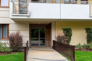 Exterior - Apartment Skoroszewska Warsaw by Renters (Warsaw)