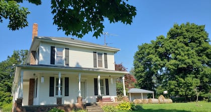 Country farmhouse close to Hillsdale College.