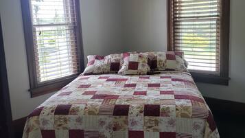 3 多间卧室、免费 WiFi、床单