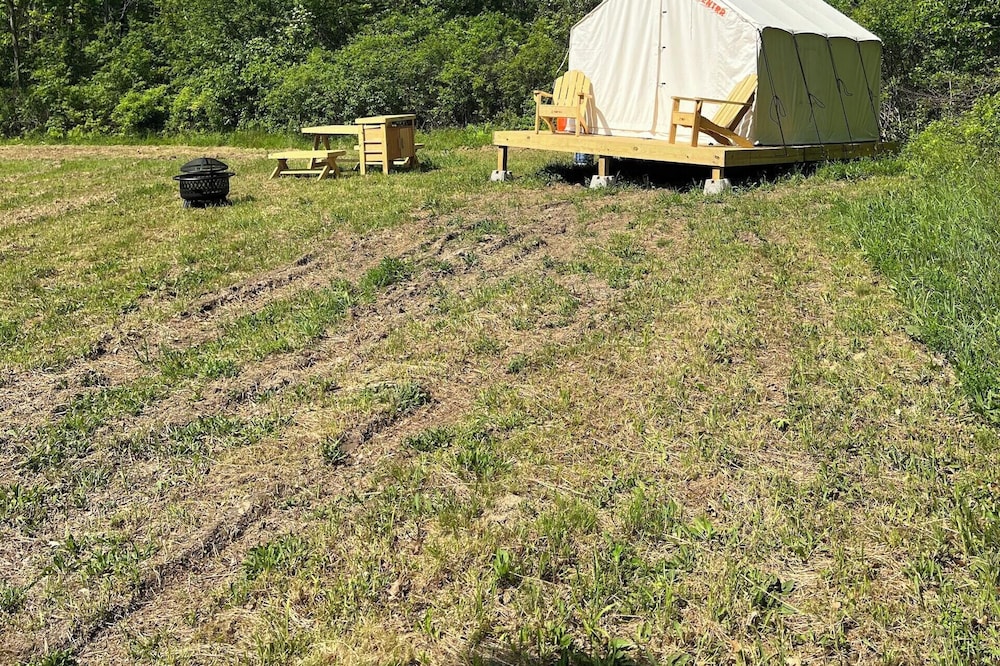 Tentrr Signature Site - Isabel's Family Farm