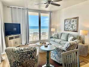 Smart TV - Gorgeous 3 BR, 3 1/2 BA CORNER UNIT on the 6th floor at the The Beach Club! (Gulf Shores)