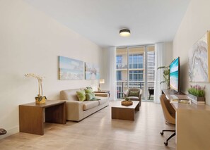 Televisio, työhuone