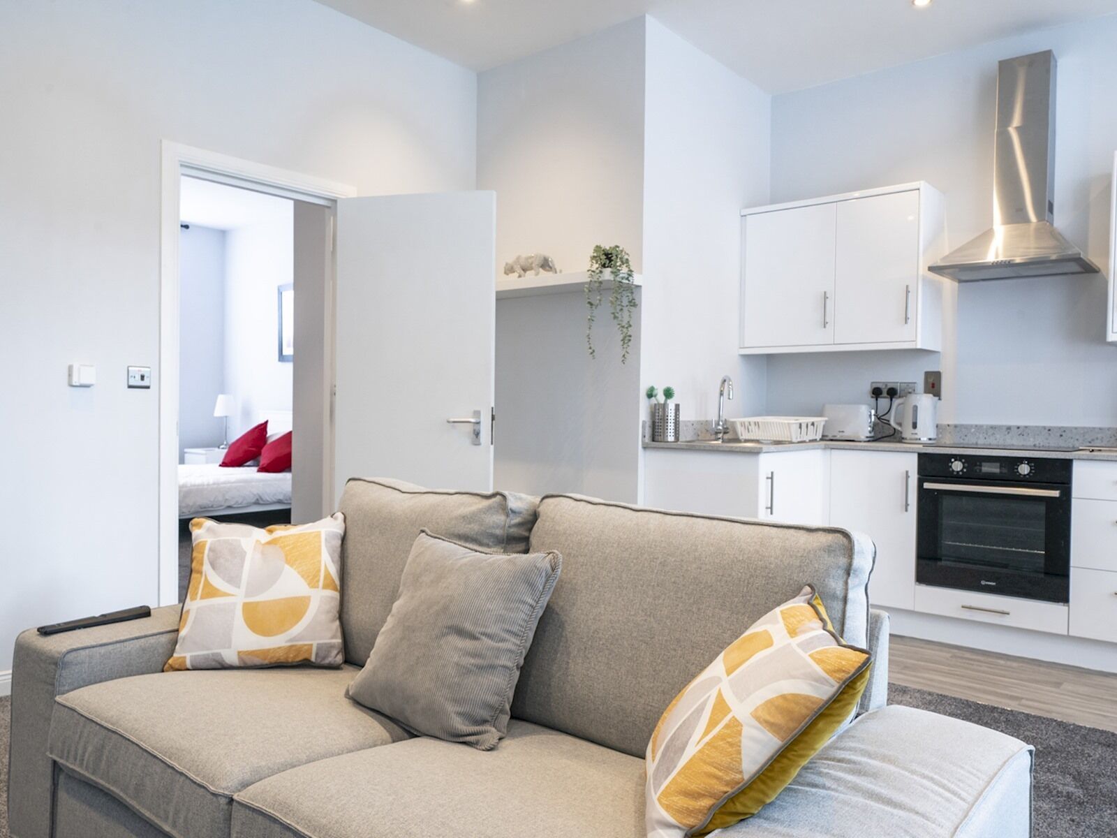 Pass the Keys | Pristine 1BR Apt Queens Uni Walk Everywhere