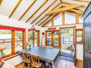 Dining - Charming Family Home and Garden Close To The Beach - Pass the Keys (Chichester)