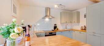 2 Bed in Torquay (oc-sdmarg)