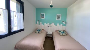 2 Schlafzimmer, Bügeleisen/Bügelbrett, Reisekinderbett, kostenloses WLAN