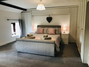 3 bedrooms, desk, iron/ironing board, travel crib - Cottage in Brecon Beacons (Brecon)