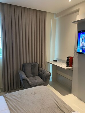 1 camera, Wi-Fi