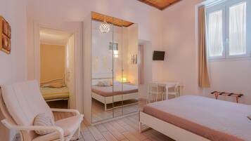 Premium Triple Room | Premium bedding, down comforters, pillowtop beds, desk
