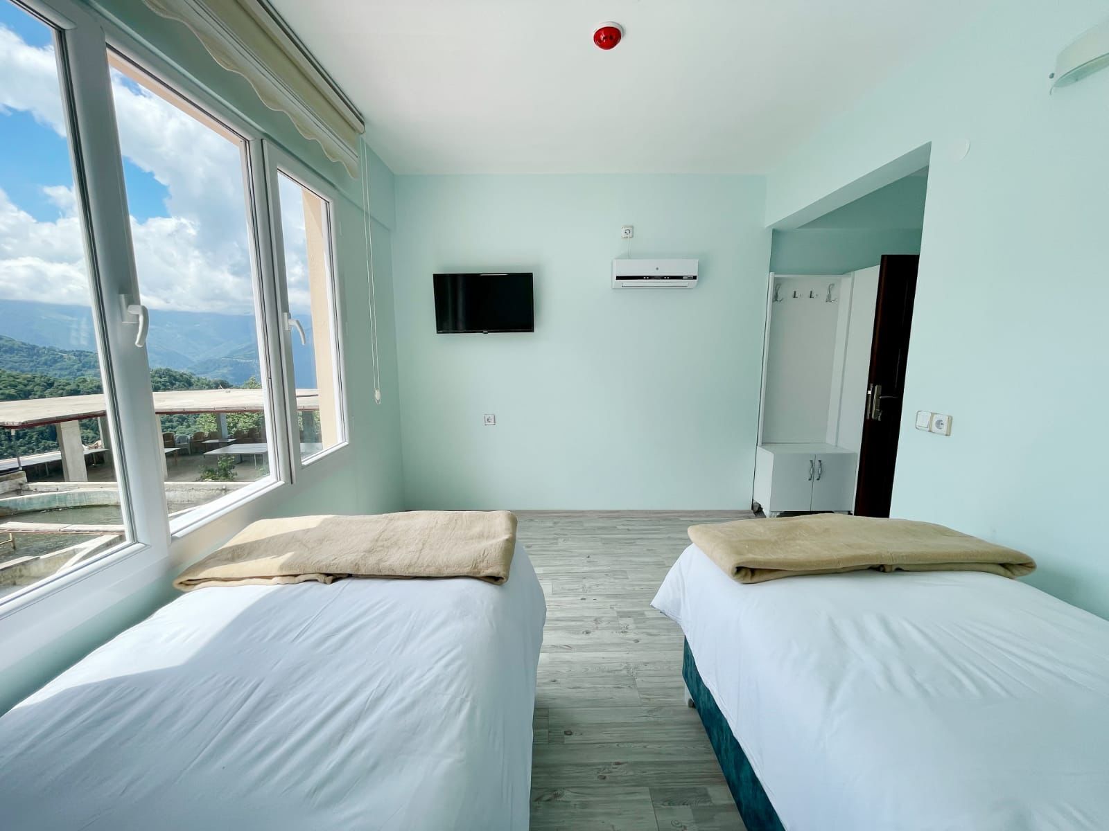 Truy cập Internet không dây miễn phí, bộ trải giường 