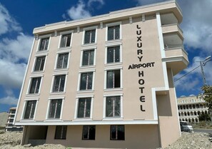 Exterior - Luxury Airport Hotel (Arnavutköy)
