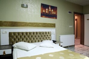 Deluxe Double or Twin Room | Desk, laptop workspace, free WiFi - Luxury Airport Hotel (Arnavutköy)