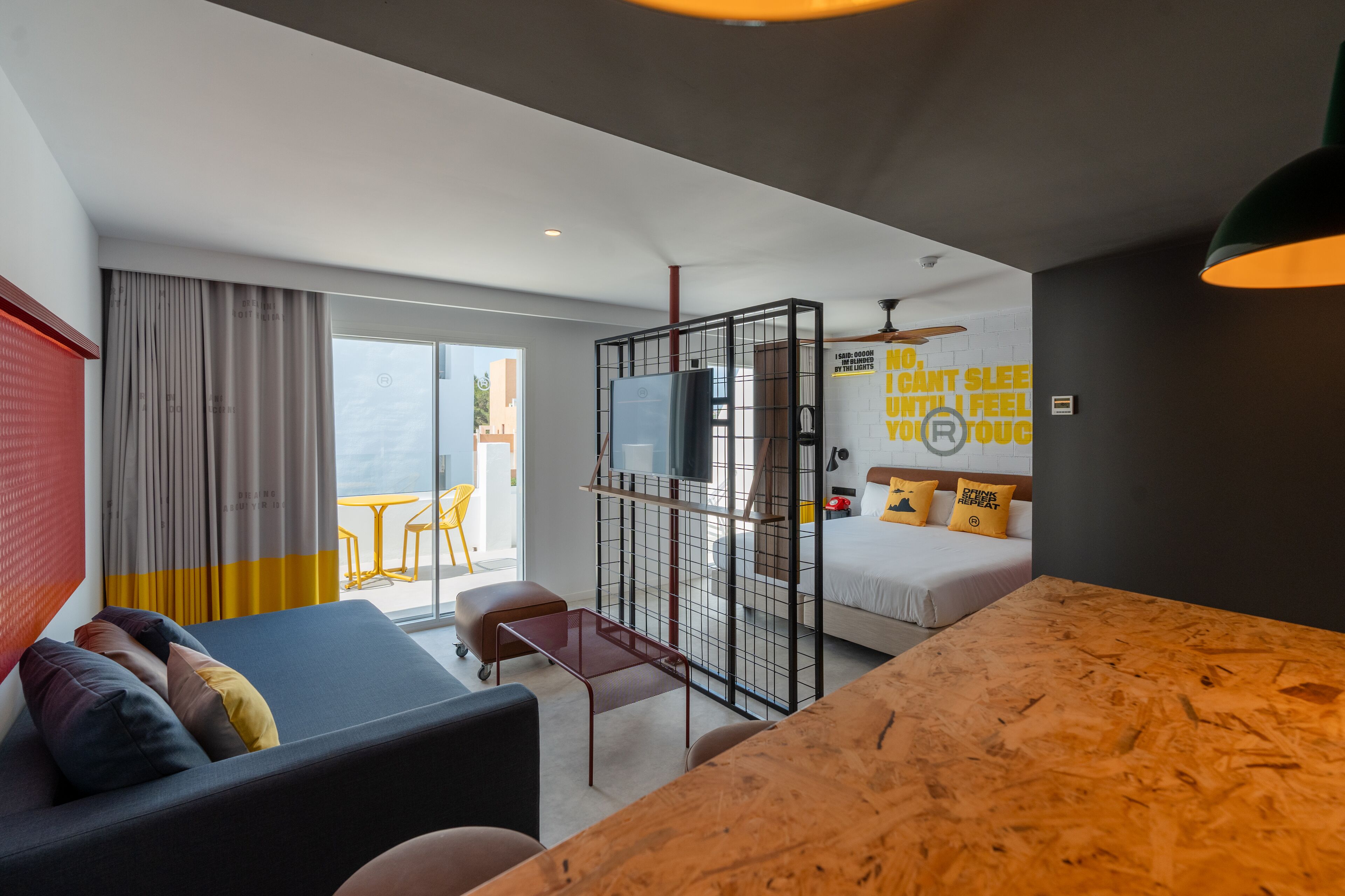 Photo - Ryans Lolas - Adults Only