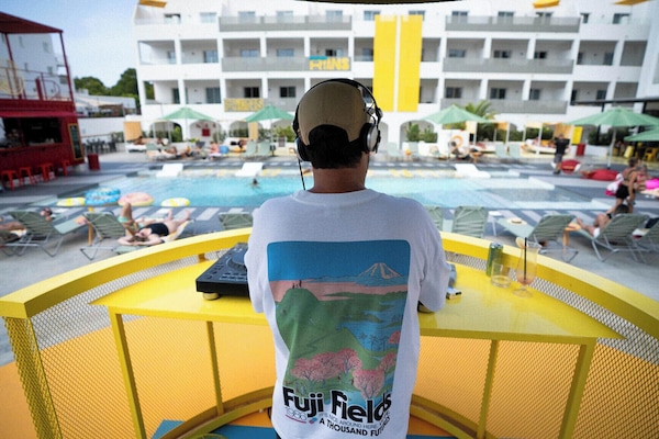Poolbar