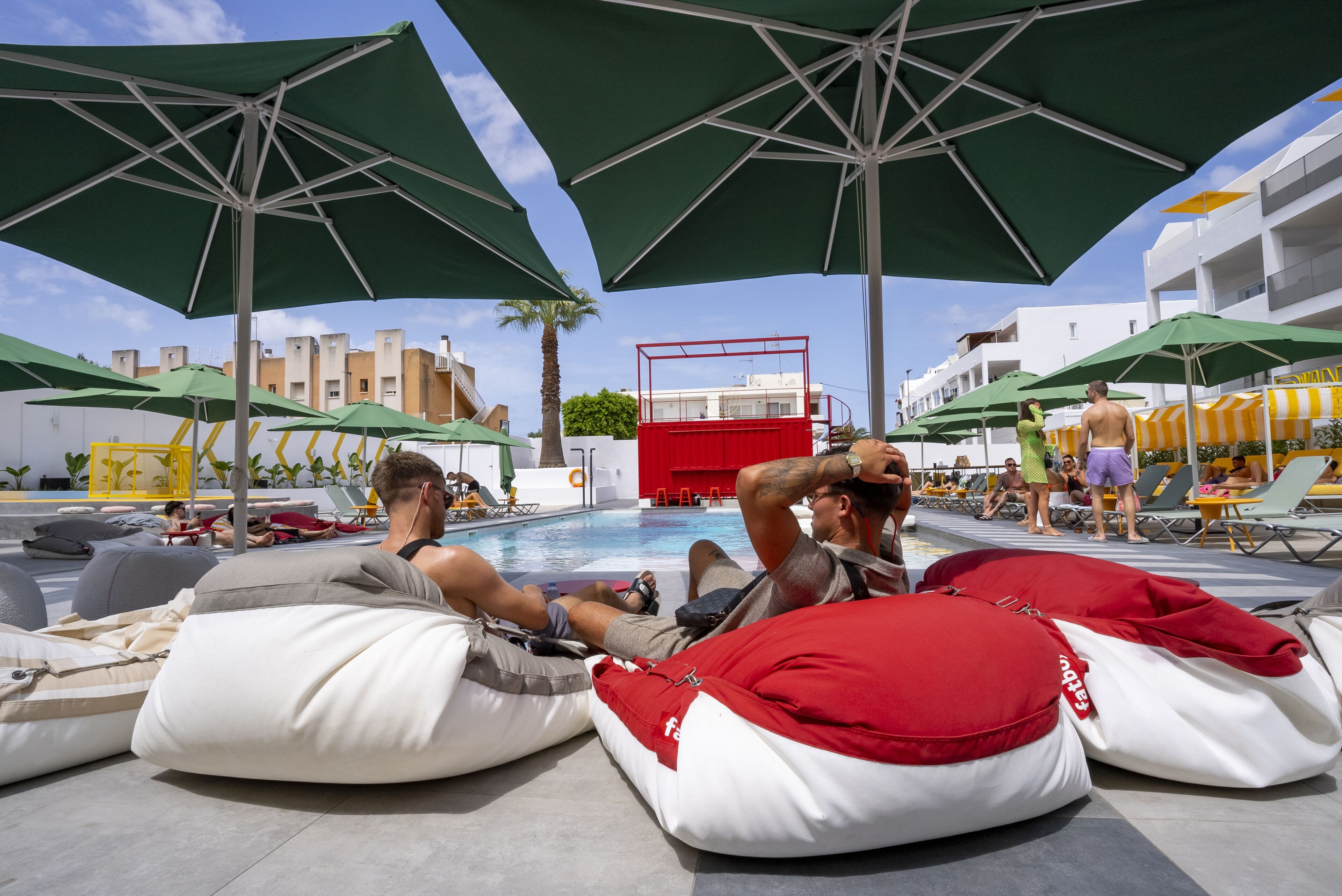 Photo - Ryans Lolas - Adults Only