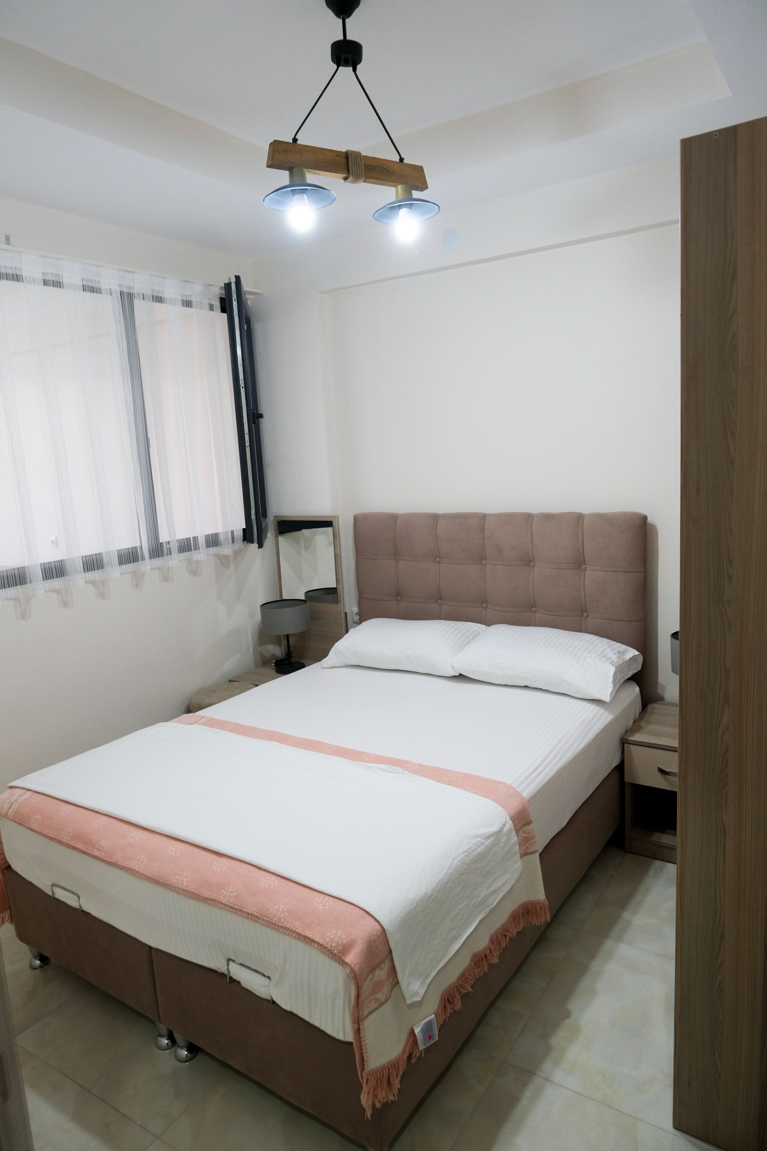 1 bedroom, minibar, desk, laptop workspace