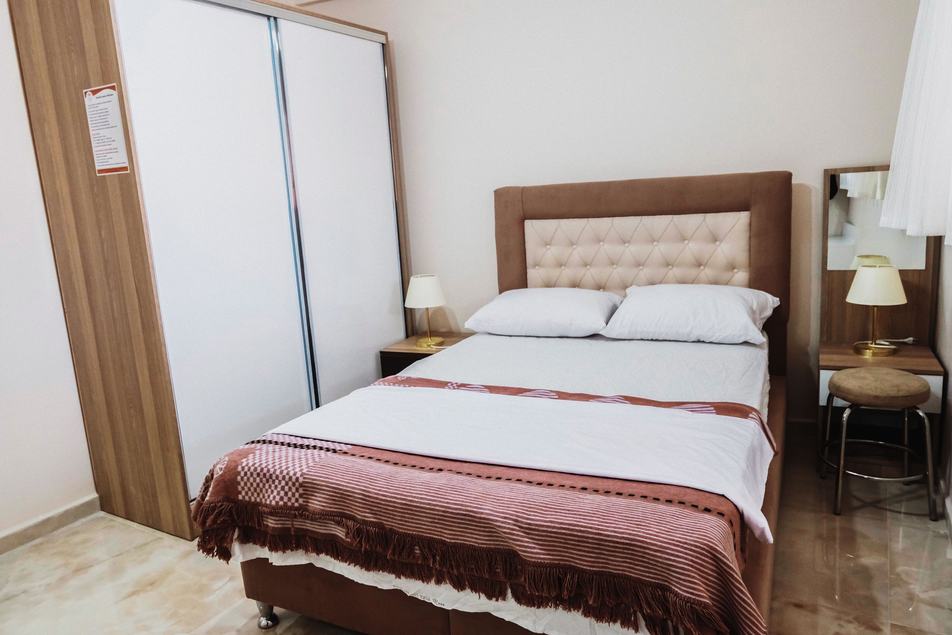 1 bedroom, minibar, desk, laptop workspace
