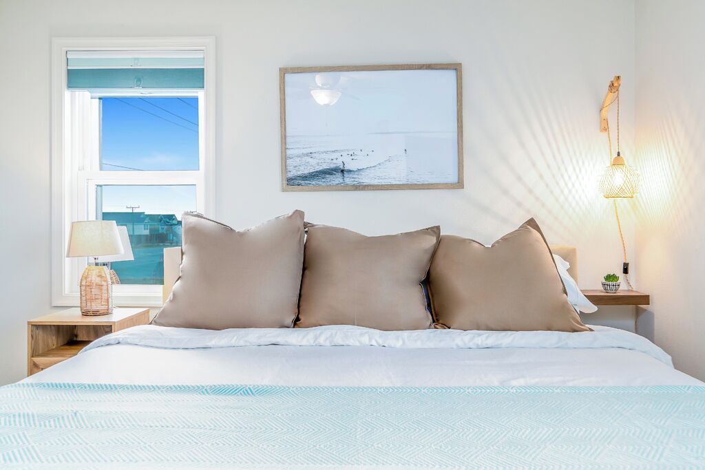 3 bedrooms, desk, iron/ironing board, free WiFi