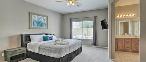 4 bedrooms, desk, iron/ironing board, travel cot