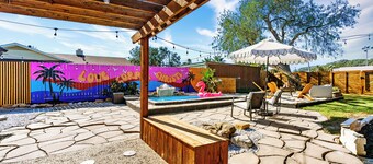 Luxury Rental | POOL | KING Bed | Serene