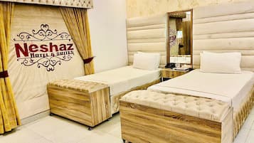 Executive Double Room | Iron/ironing board, free WiFi, bed sheets