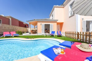 Piscine extérieure, piscine chauffée