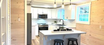 Family-Friendly Oceanfront Home with Incredible Views, Ideal for Long Stays!