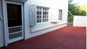 تفاصيل الفندق من الخارج