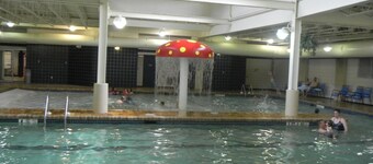 Family-friendly, many recreations in the Resort, Pools, Sauna, Golf, Game room