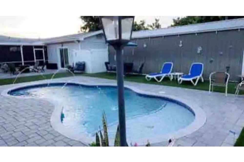 Lake Worth Apartment