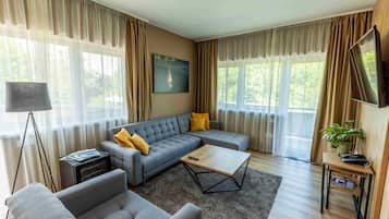 Superior Suite | Living area