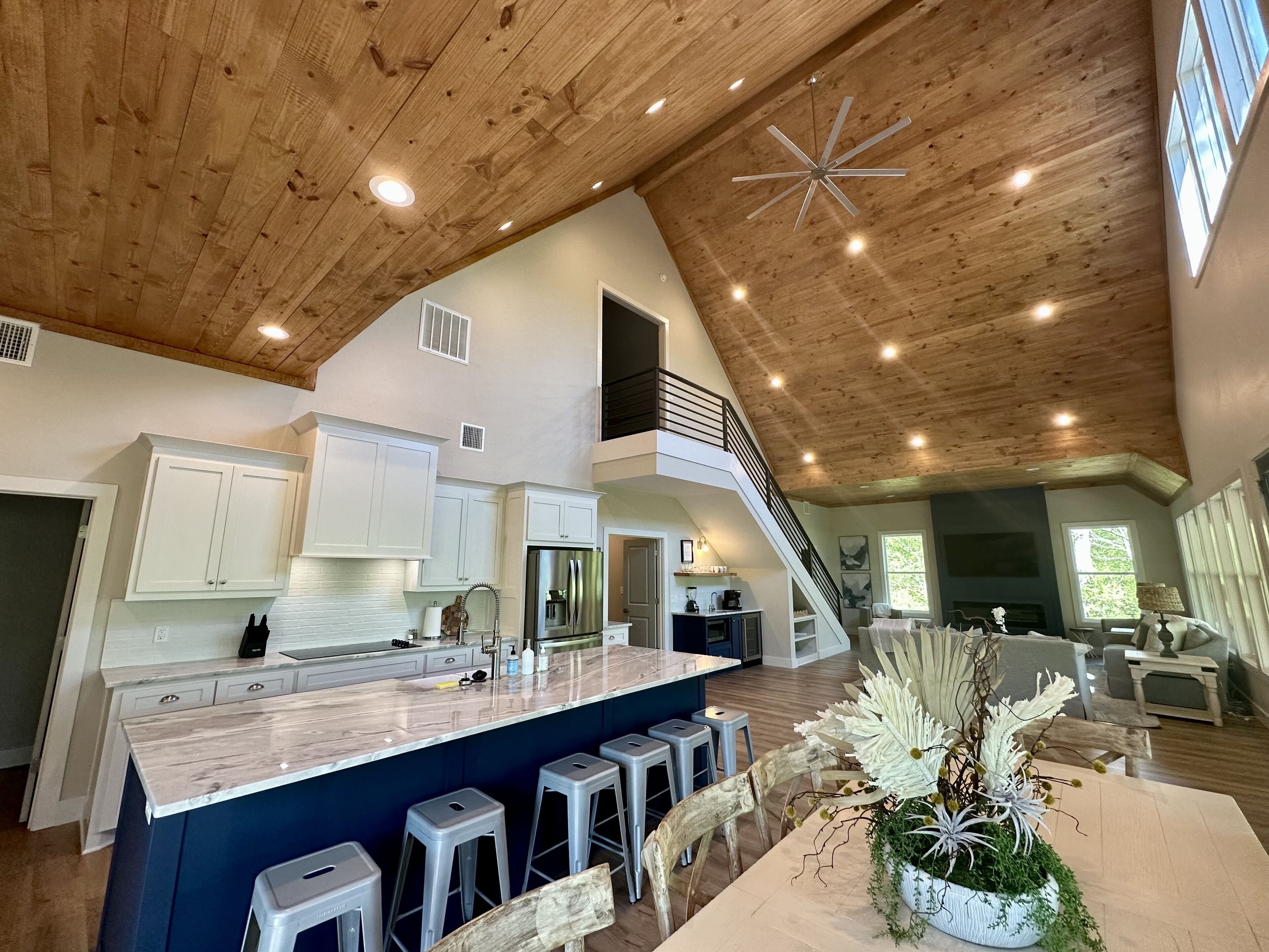 NEW: Caddo Cabana- Waterfront on the Caddo River (Sleeps 16 in beds)