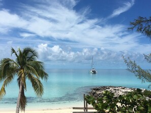 Beach nearby, sun-loungers, beach towels