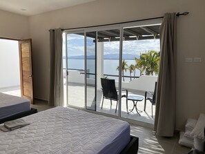 Bügeleisen/Bügelbrett, kostenloses WLAN, Bettwäsche