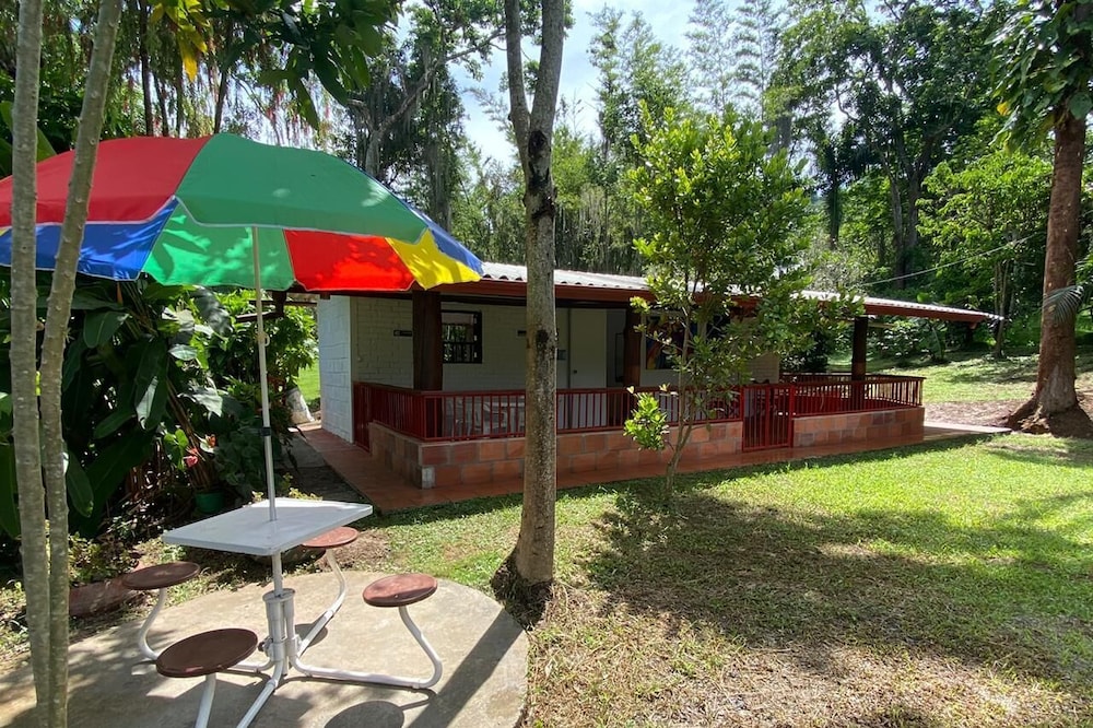 Cabañas campestres San Gil, vía Barichara. Admitimos mascotas!