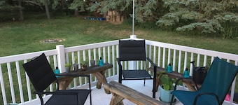 Cozy home in peaceful Boalsburg - Minutes from Beaver Stadium!
