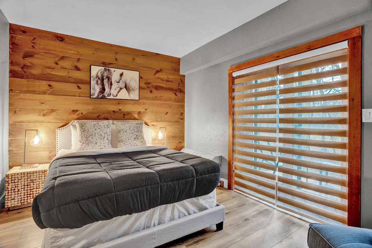Barn Suite 2 | 1 bedroom, individually decorated, individually furnished