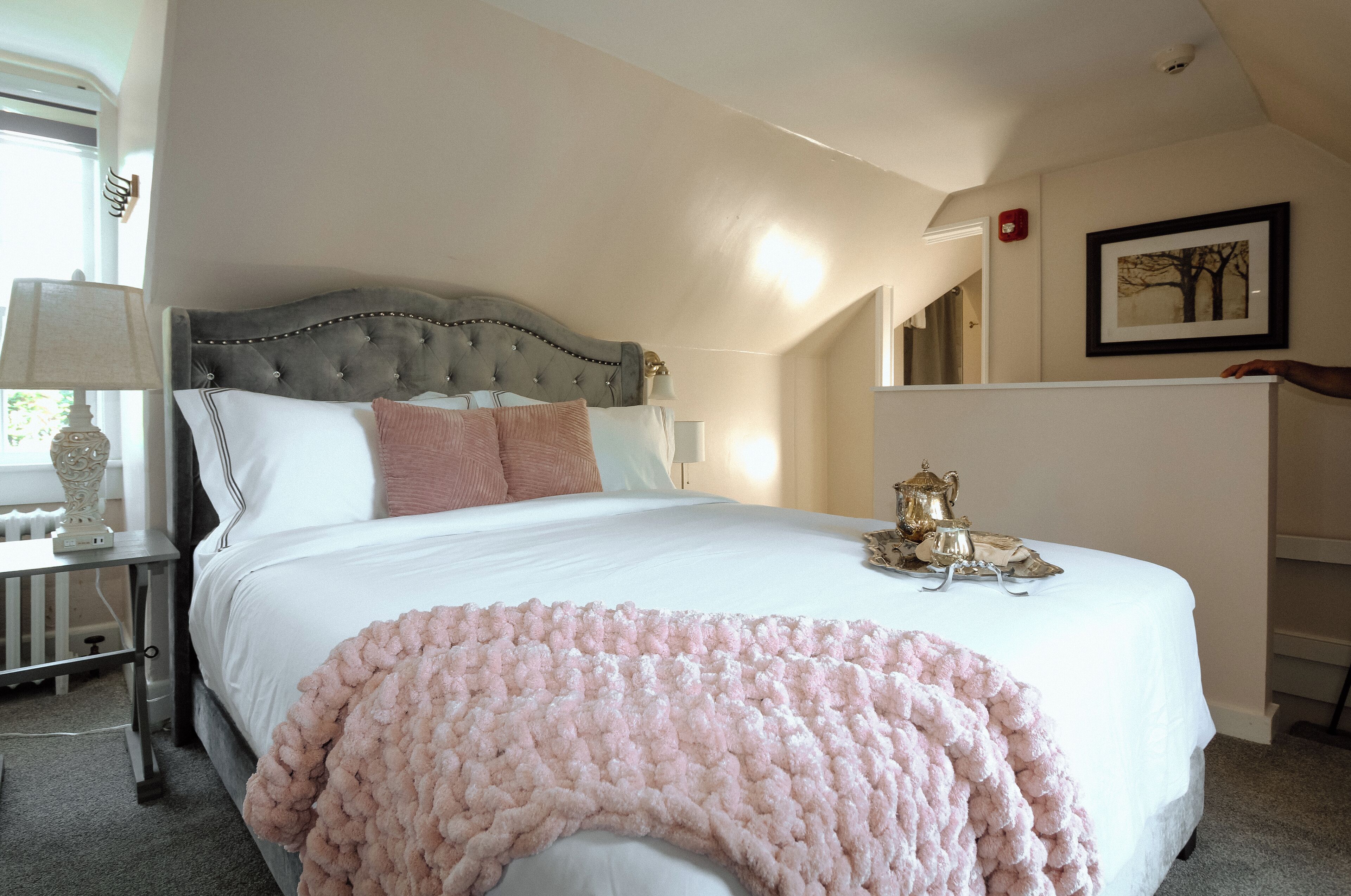 Quarto clássico, 1 cama Queen | Individualmente decorados, individualmente mobiliados