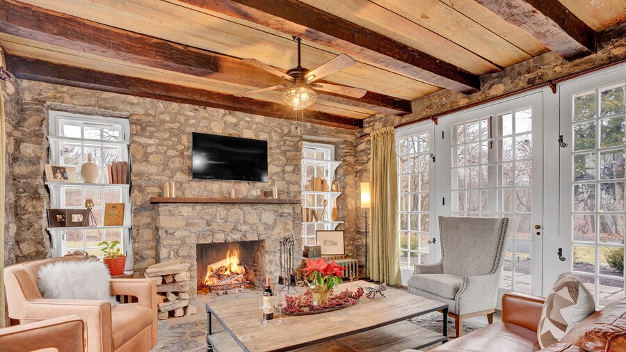 Chimney Hill Estate Inn