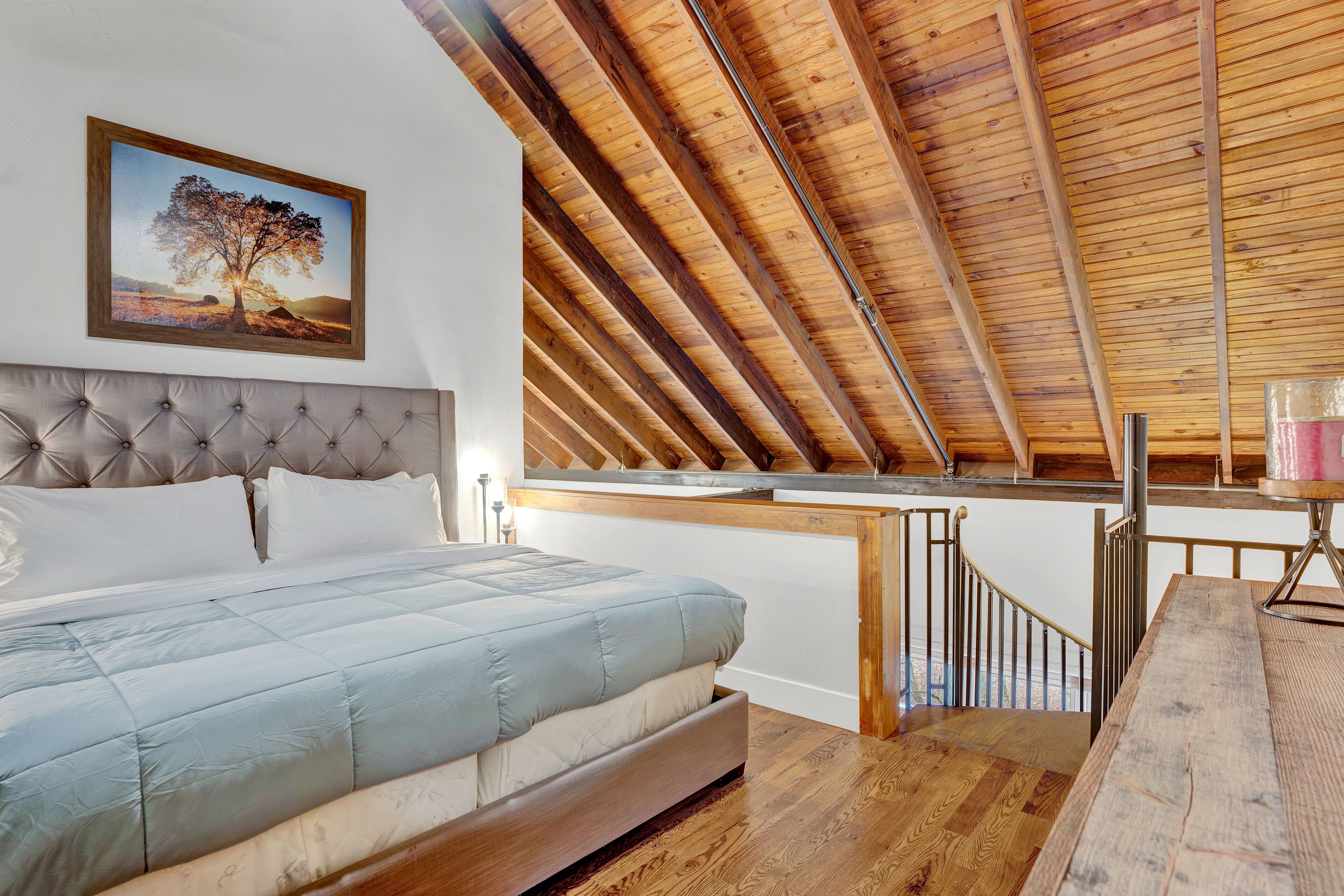 Loft de luna de miel | Decoración personalizada y muebles diferentes 