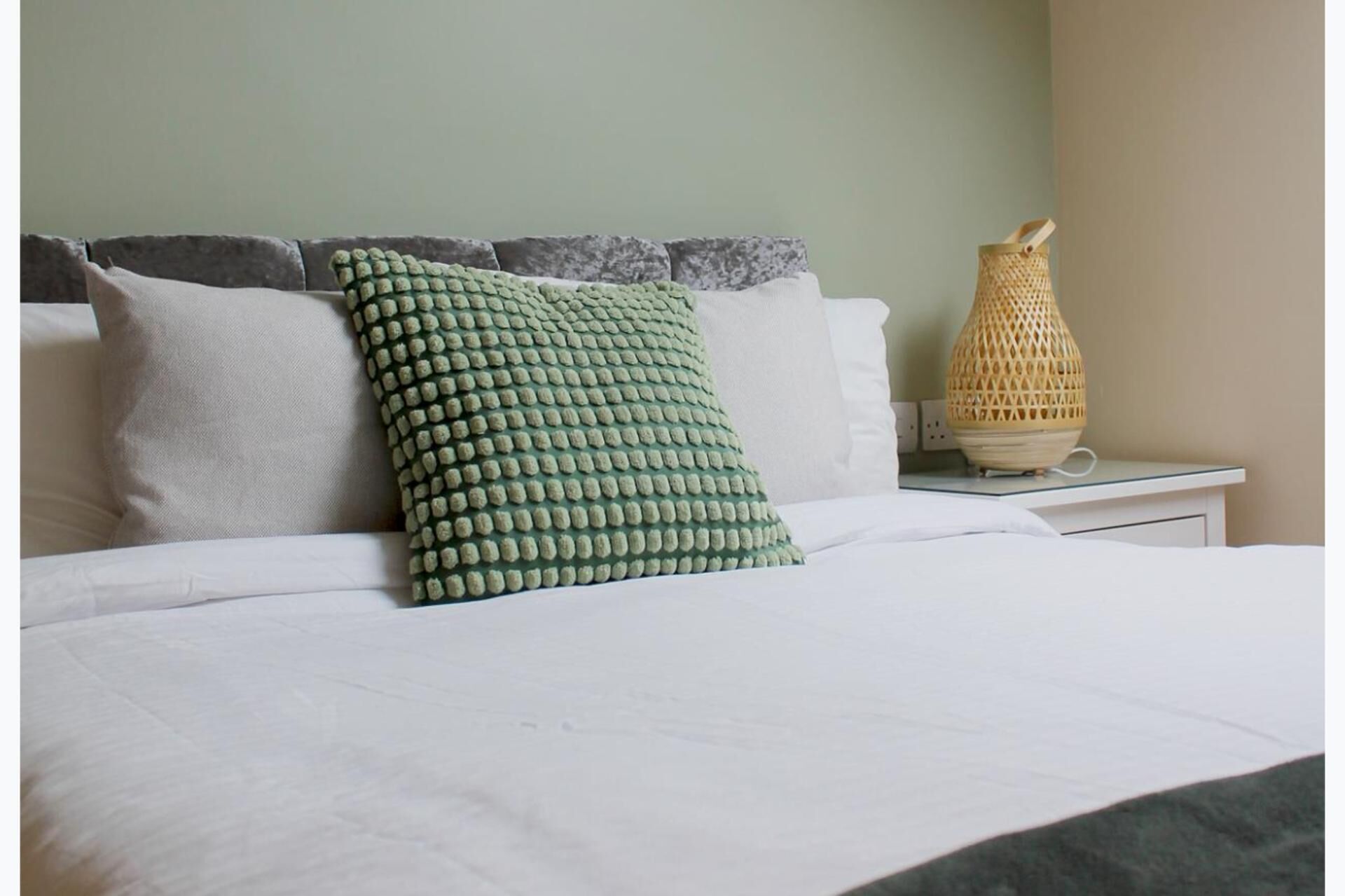 1 多间卧室、免费 WiFi、床单