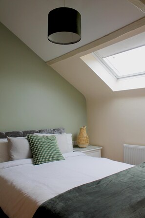 Apartment | 1 bedroom, free WiFi, bed sheets - 1 Bed Flat - Sleeps 2 - Parking - Wifi (Newport)